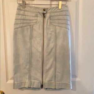 Denim high-waisted skirt